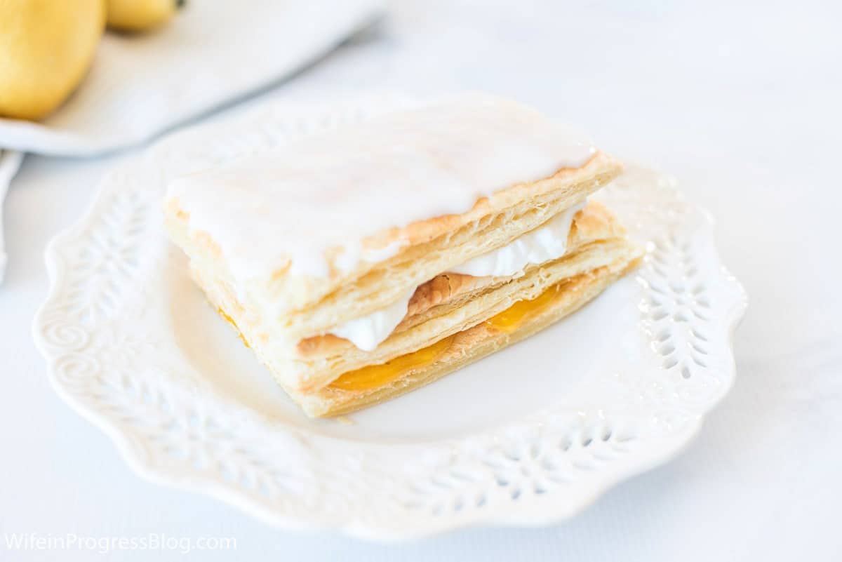 layers of puff pastry filled with cream and lemon curd